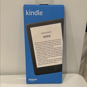 Kindle (2019 release) With a Built-in Front Light. Used once.
